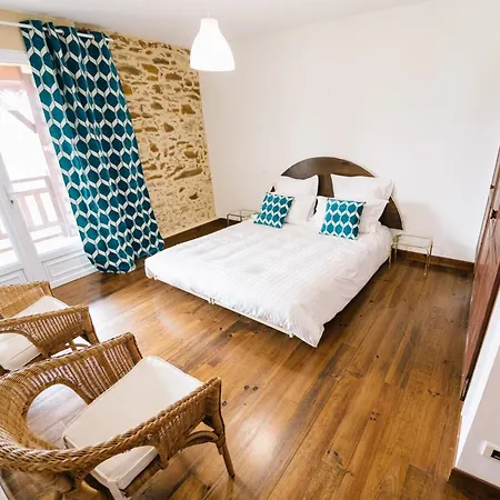 Bed & Breakfast Chateau D'izaute