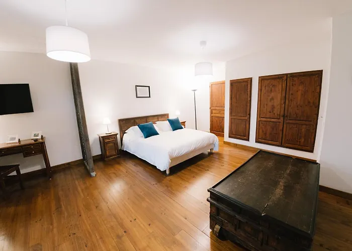 Bed & Breakfast Chateau D'izaute *